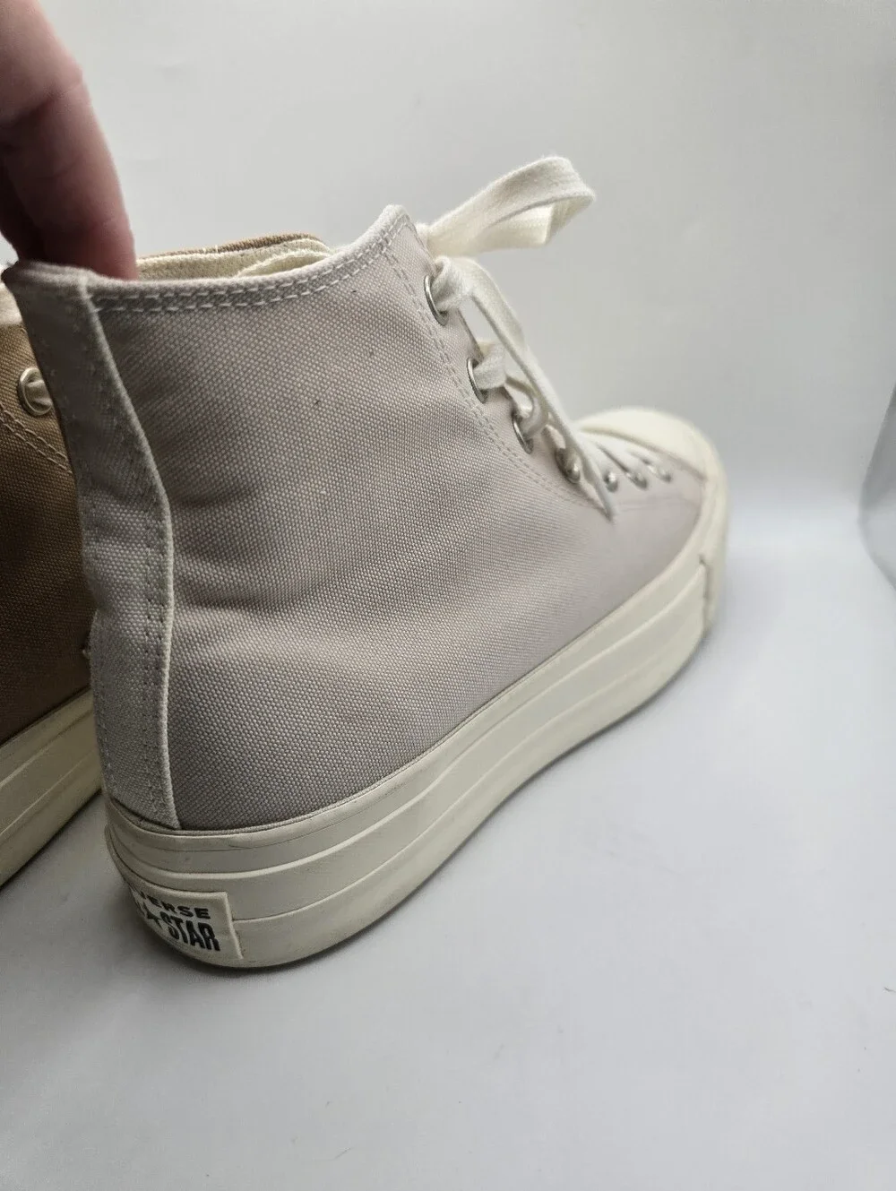 Converse Chuck 2 Tone Beige Platform High Top Canvas Skater Sneakers. Ladies 9.5 - Picture 7 of 15